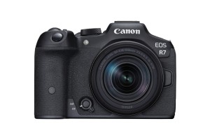 Canon R7 RF-S 18-150 mm f/3.5-6.3 IS STM